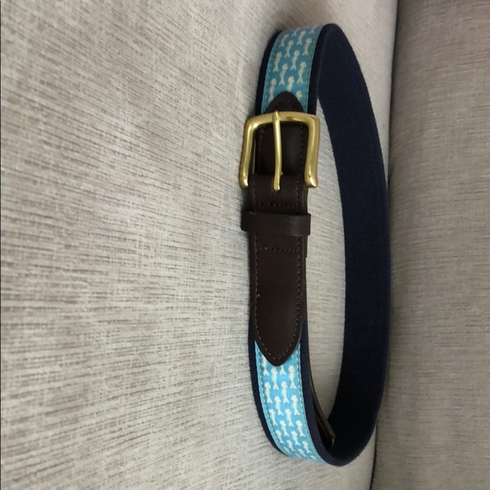 Vineyard Vines belt
